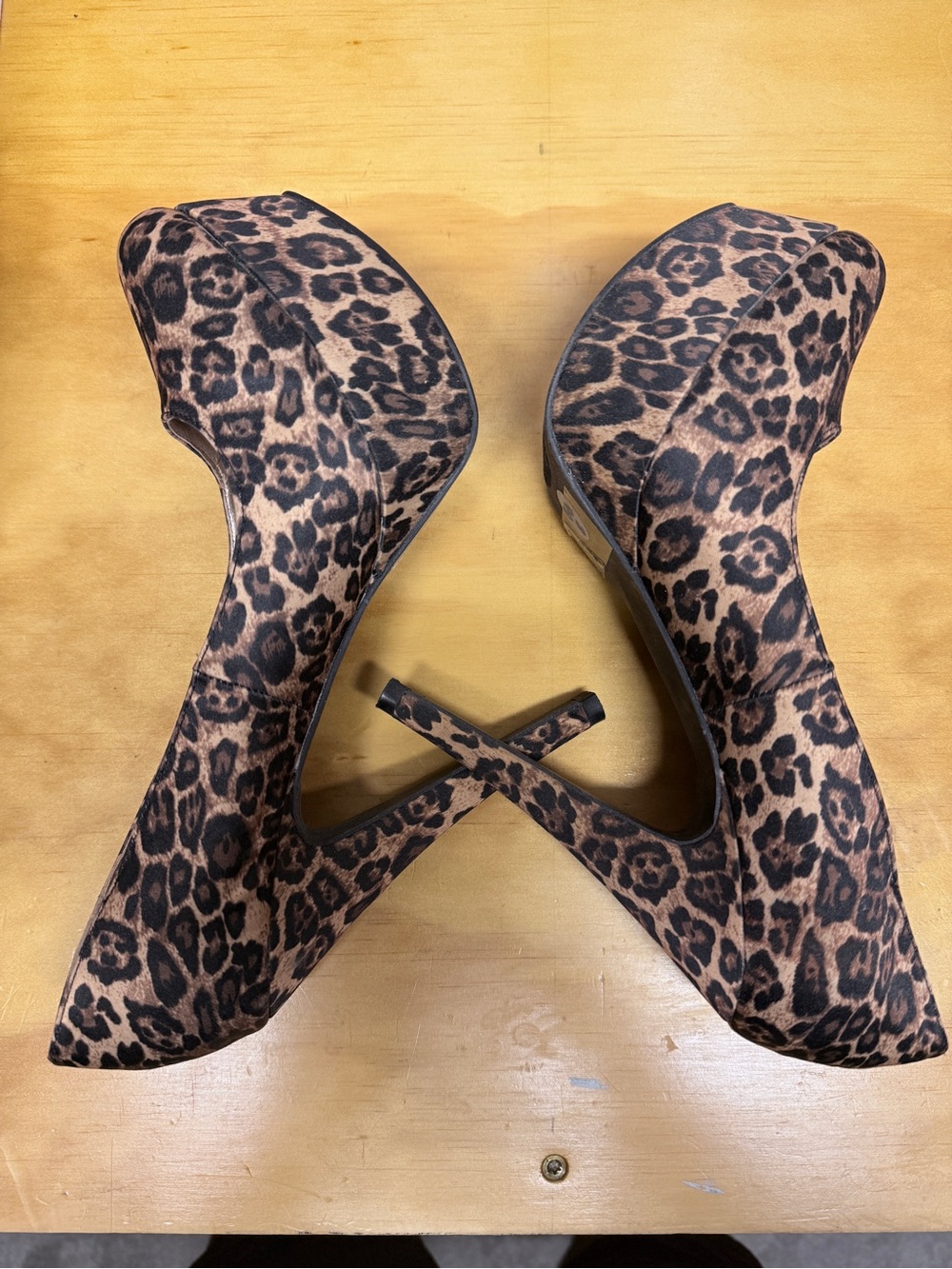 Charlotte Russe Lianne Leopard Print Platform Stiletto Pumps 9 With Box